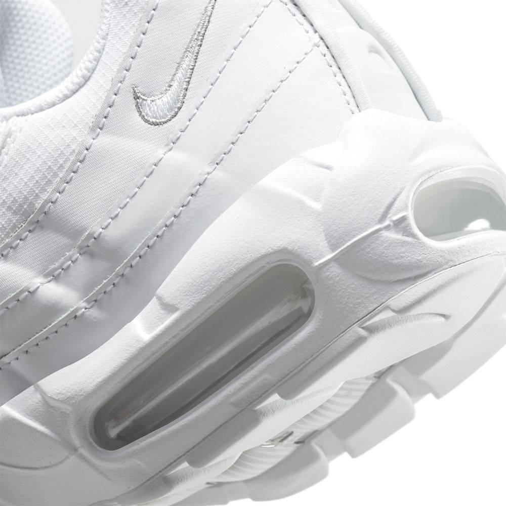 NIKE AIR MAX 95 ESSENTIAL