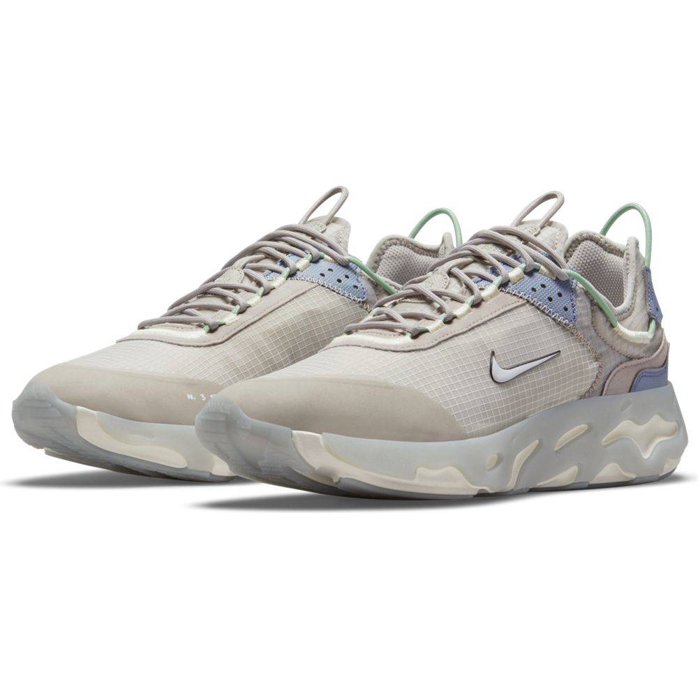 NIKE REACT LIVE  SHOES