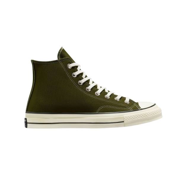 olive green converse outfit