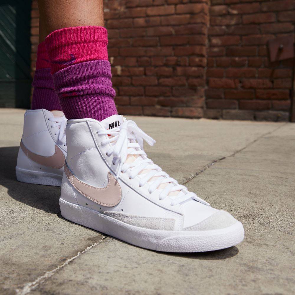 NIKE WOMENS BLAZER MID '77 VINTAGE