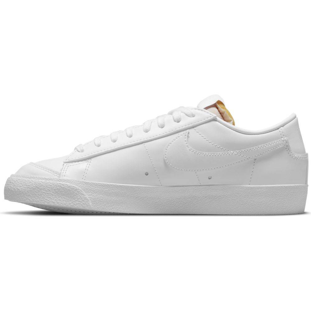 NIKE WOMENS BLAZER LOW '77