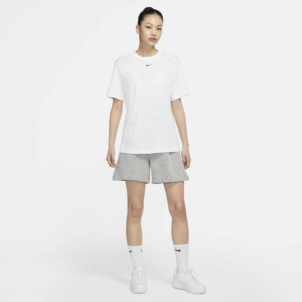 NIKE SPORTSWEAR WOMENS ESSENTIALS BF TEE