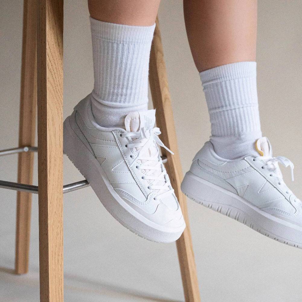 NEW BALANCE CT302 LIFESTYLE SNEAKERS