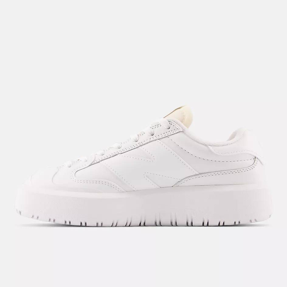 NEW BALANCE CT302 LIFESTYLE SNEAKERS