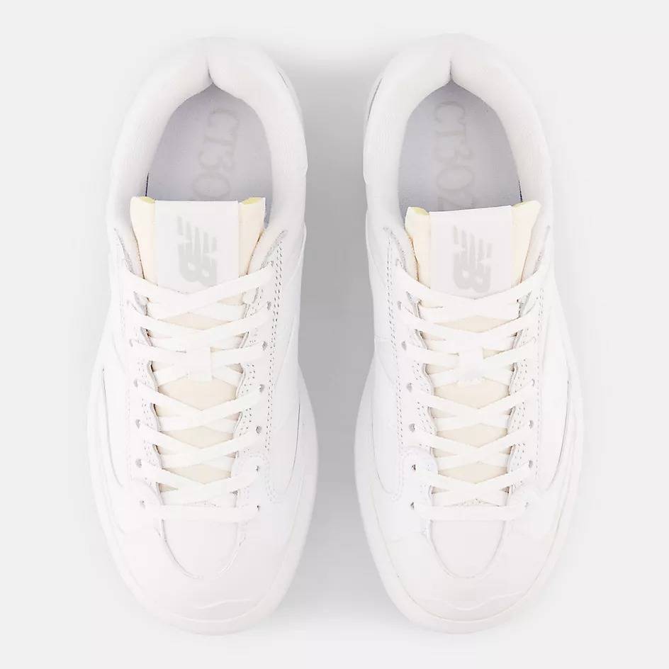 NEW BALANCE CT302 LIFESTYLE SNEAKERS