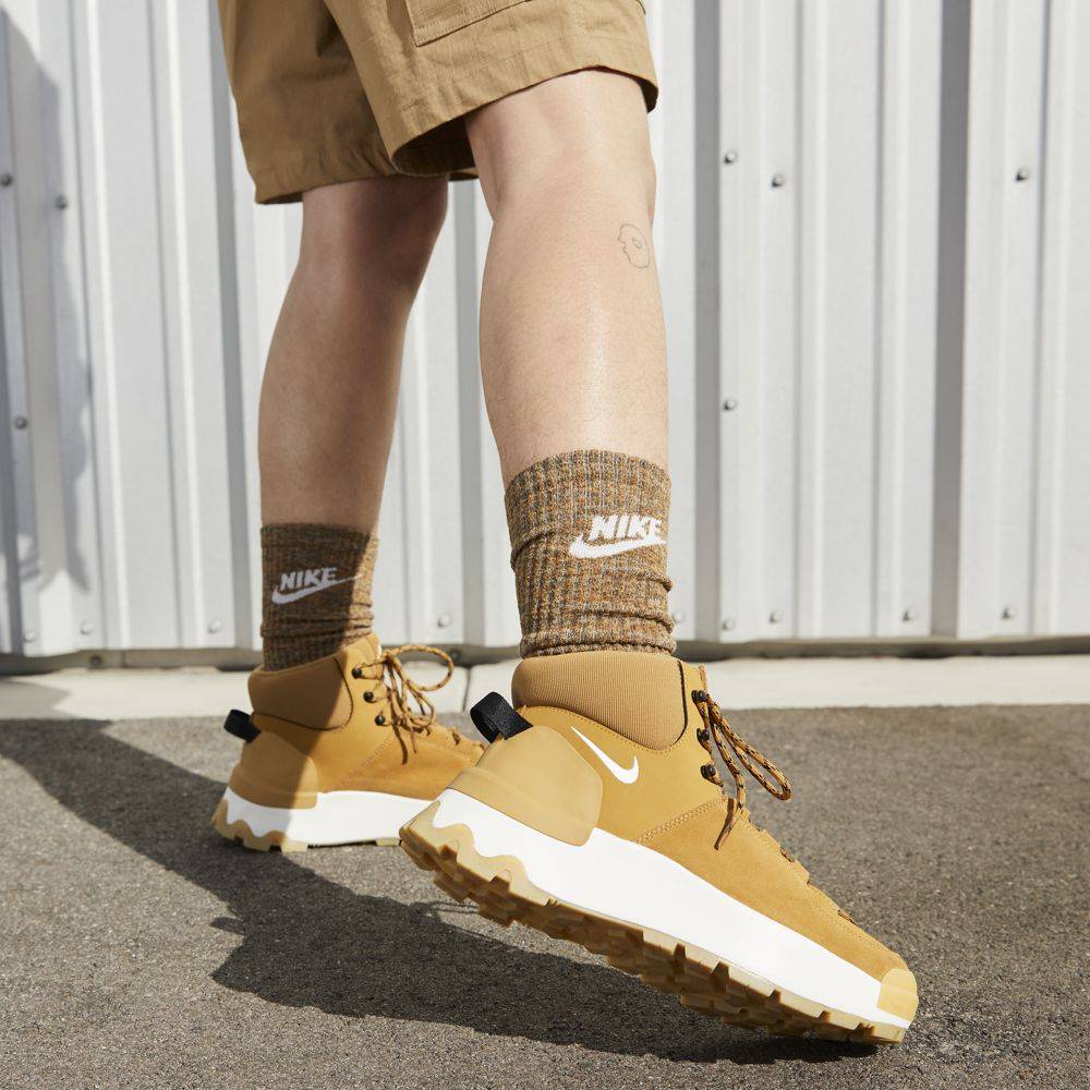 NIKE WOMENS CITY CLASSIC BOOT