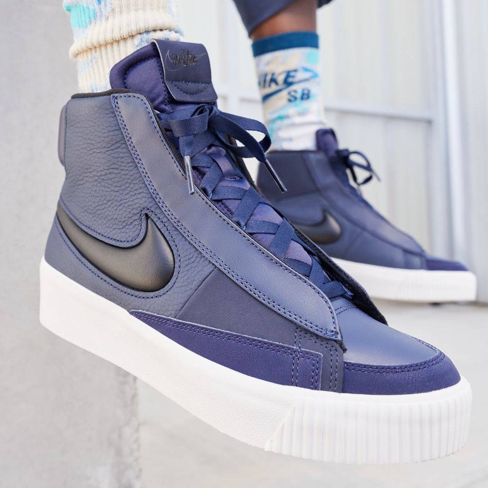 NIKE WOMENS BLAZER MID VICTORY