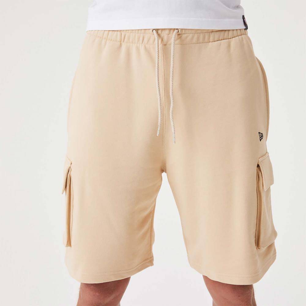 NEW ERA ESSENTIALS CARGO SHORT