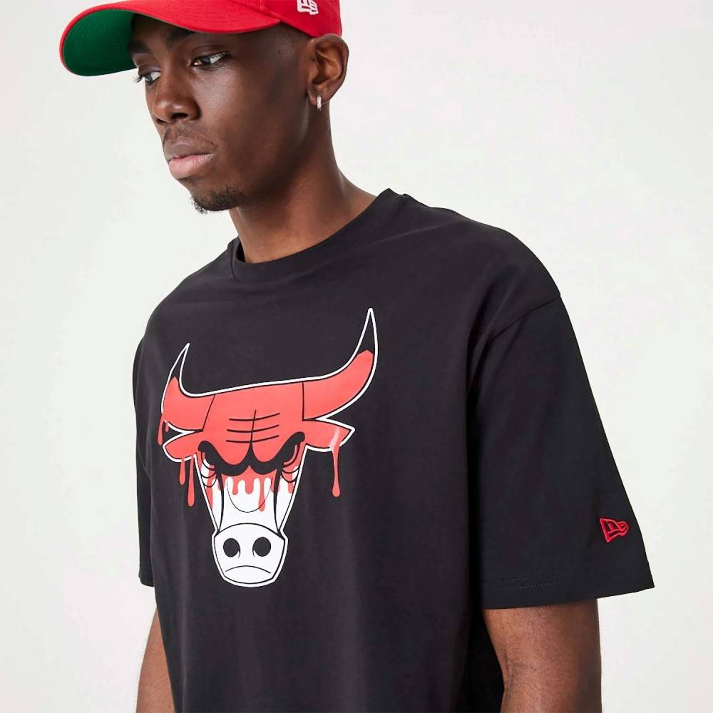 NEW ERA CHICAGO BULLS NBA DRIP LOGO TEE