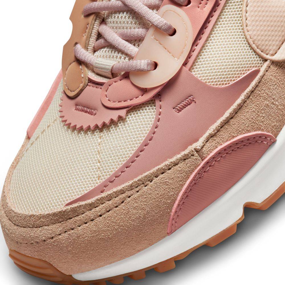 NIKE WOMENS AIR MAX 90 FUTURA