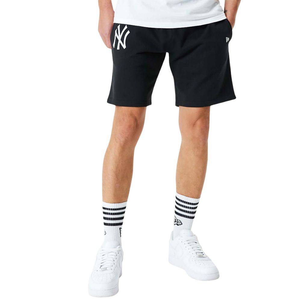 NEW ERA NEW YORK YANKEES ESSENTIAL SHORTS