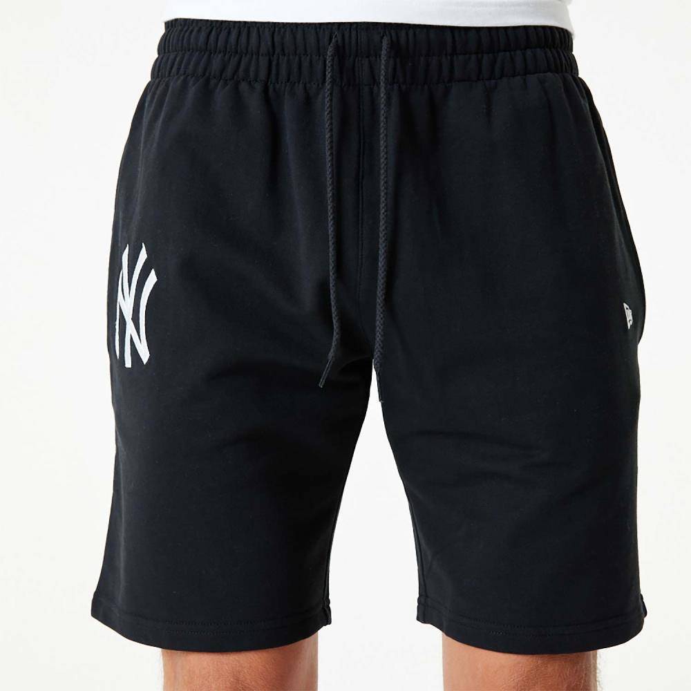 NEW ERA NEW YORK YANKEES ESSENTIAL SHORTS