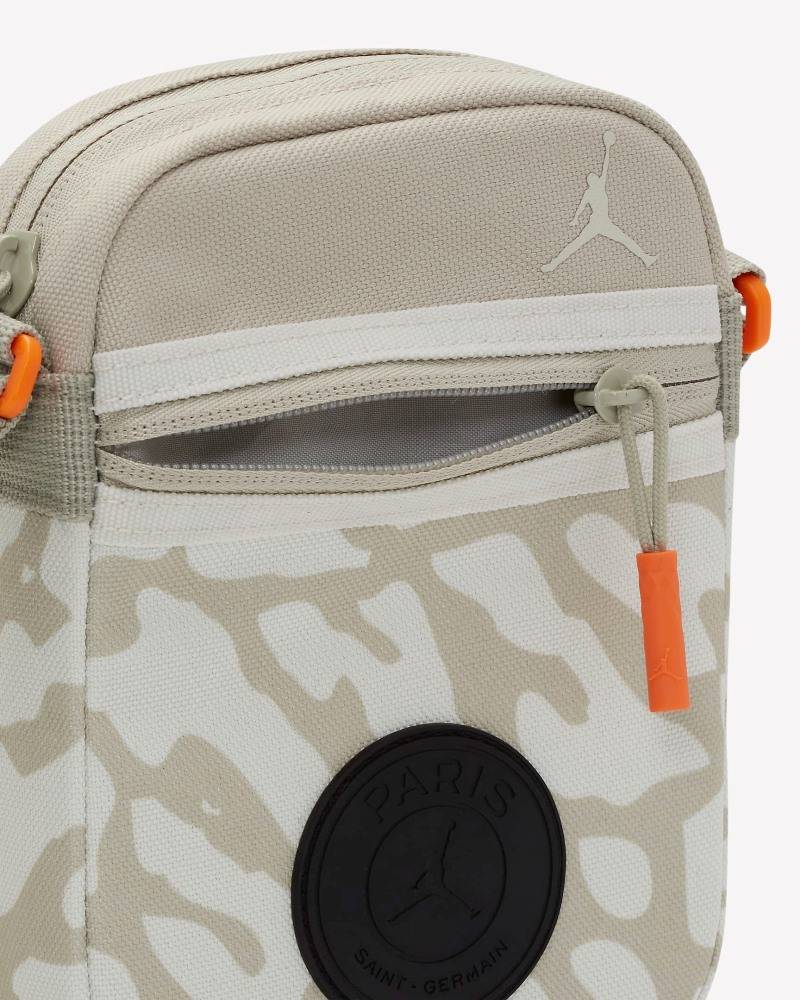 NIKE JORDAN PSG FESTIVAL BAG