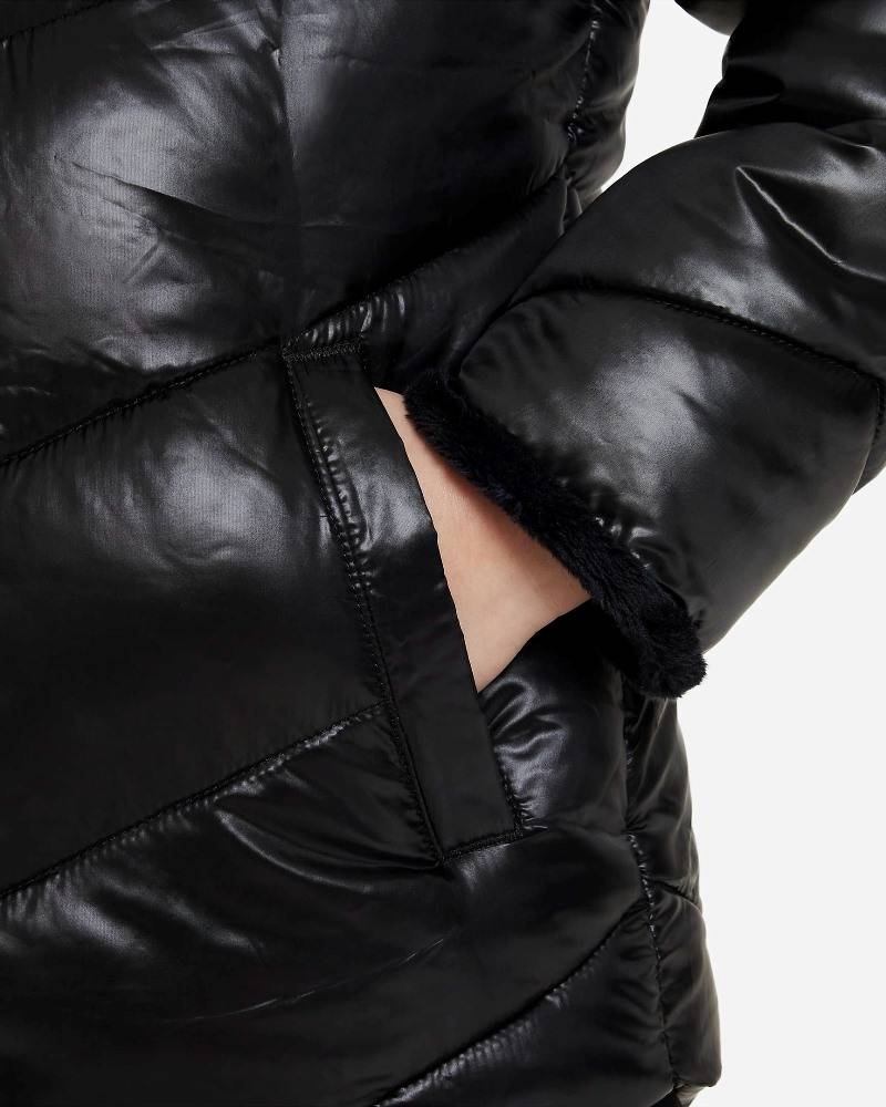 NIKE COLORBLOCK CHEVRON PUFFER JACKET