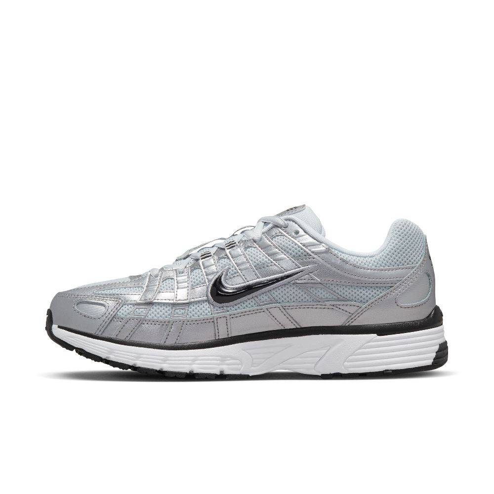 NIKE WOMENS P-6000