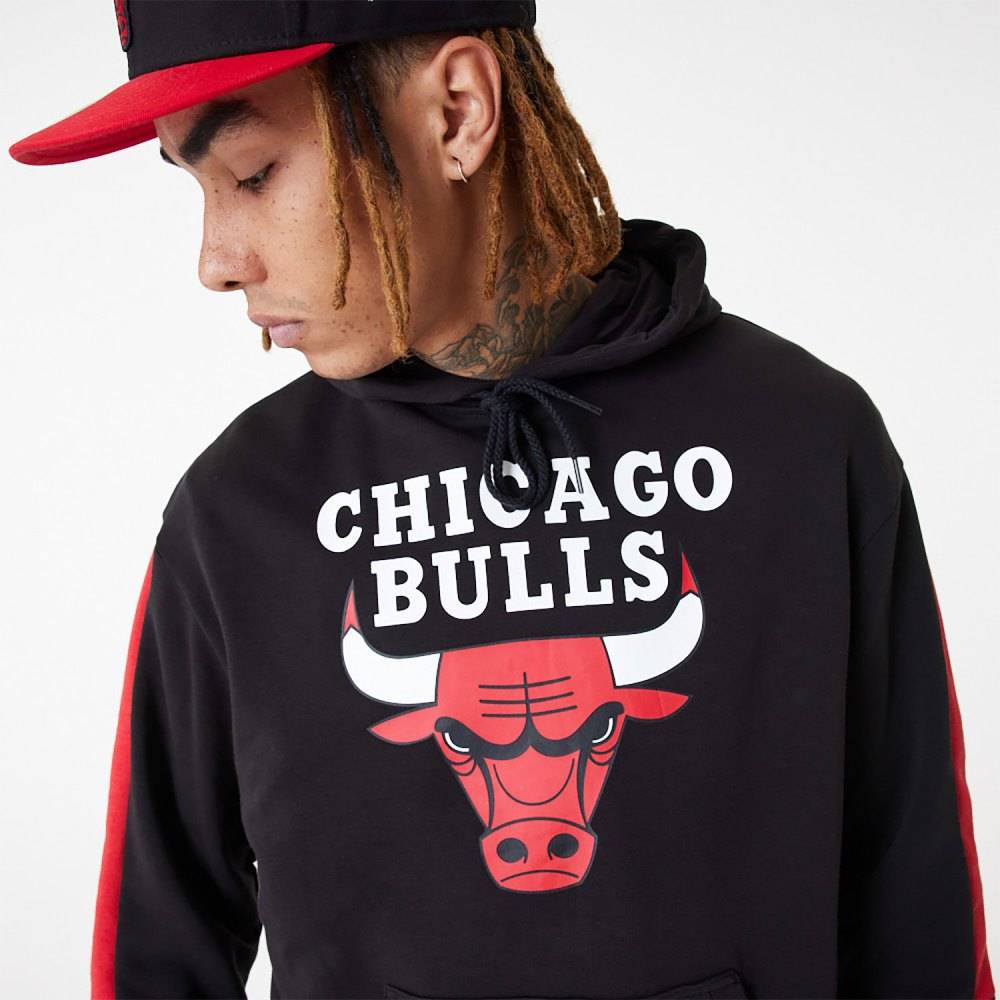 NEW ERA NBA COLOUR BLOCK OVERSIZED HOODY CHICAGO BULLS