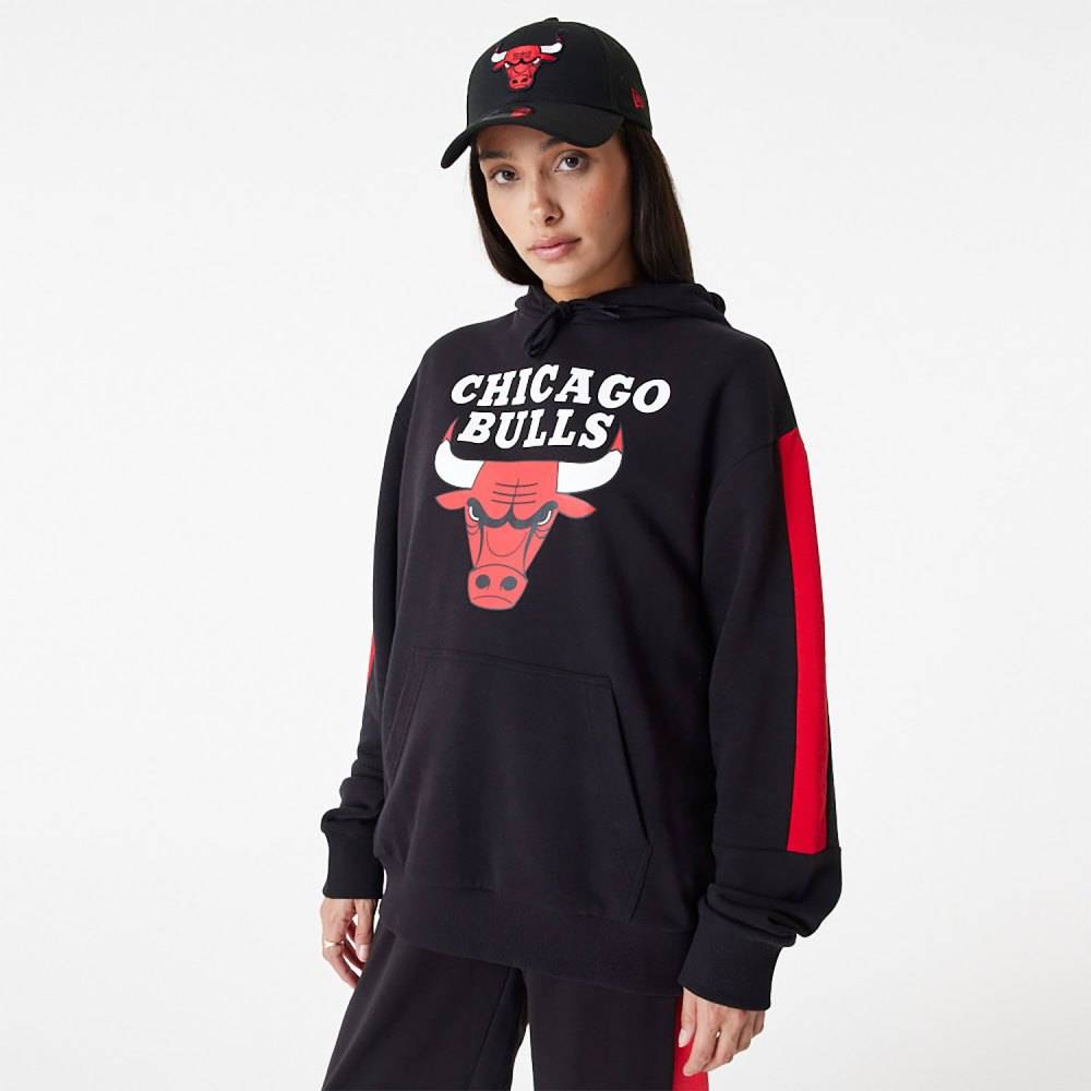 NEW ERA NBA COLOUR BLOCK OVERSIZED HOODY CHICAGO BULLS
