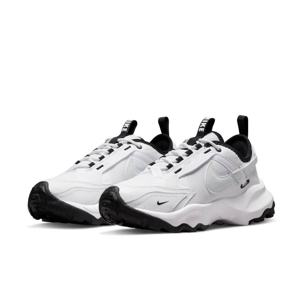 NIKE WOMENS TC 7900
