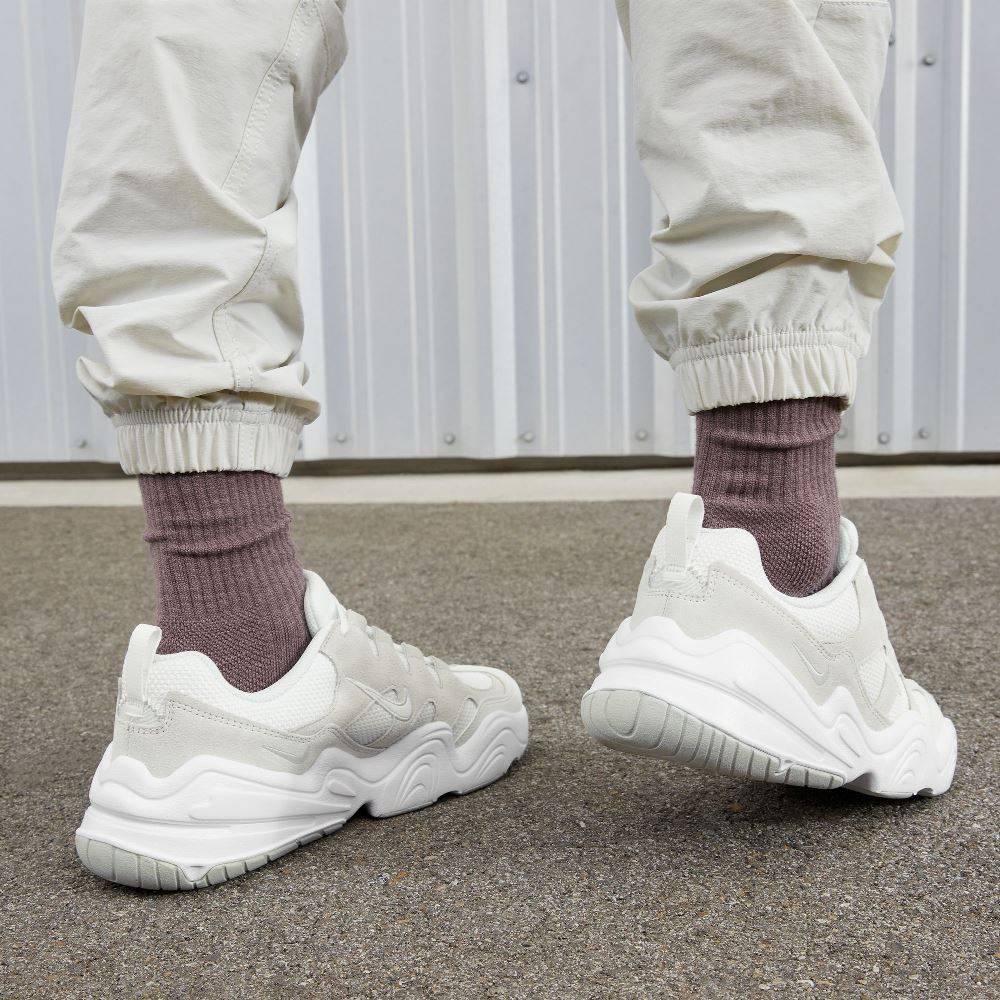 NIKE TECH HERA