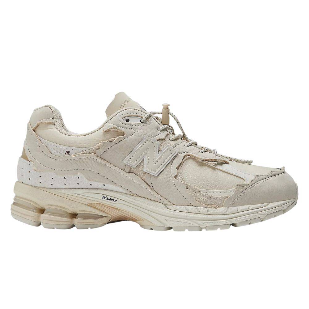 NEW BALANCE M2002 LIFESTYLE SNEAKERS