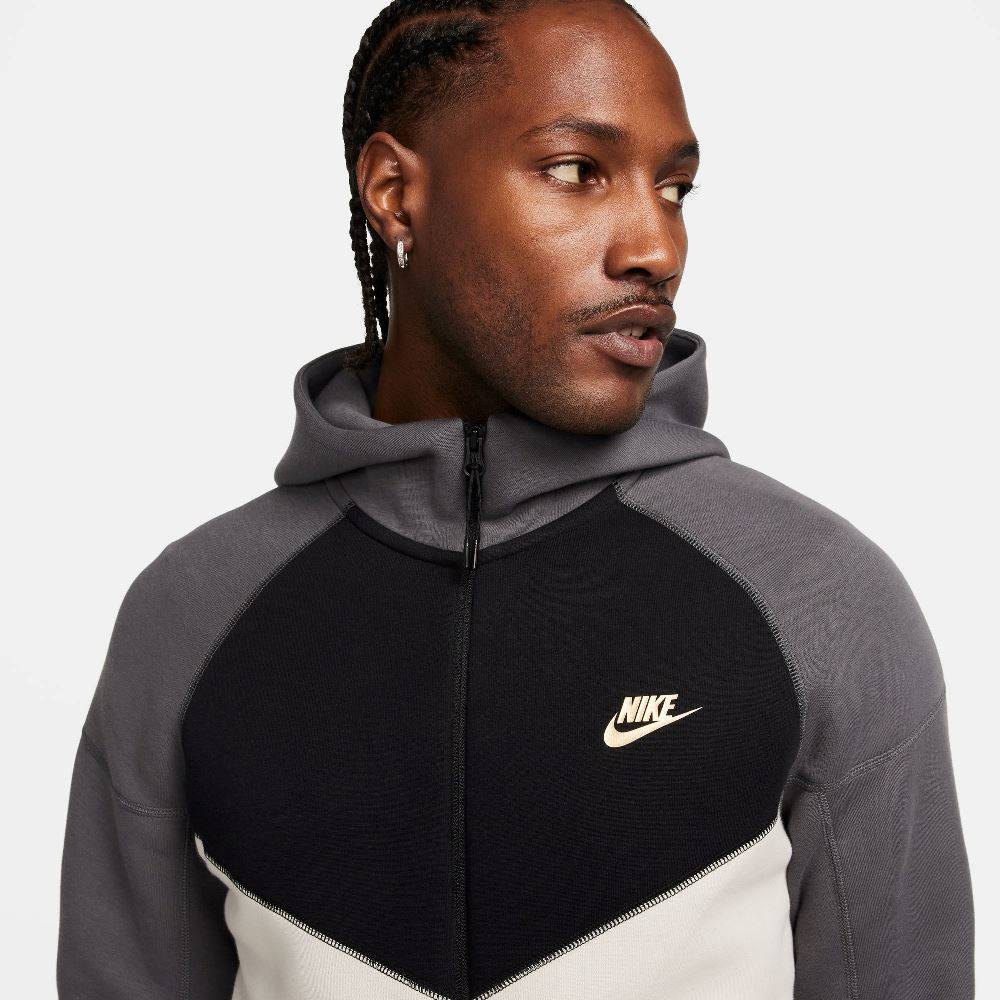 NIKE TECH FLEECE FULL-ZIP WR HOODIE