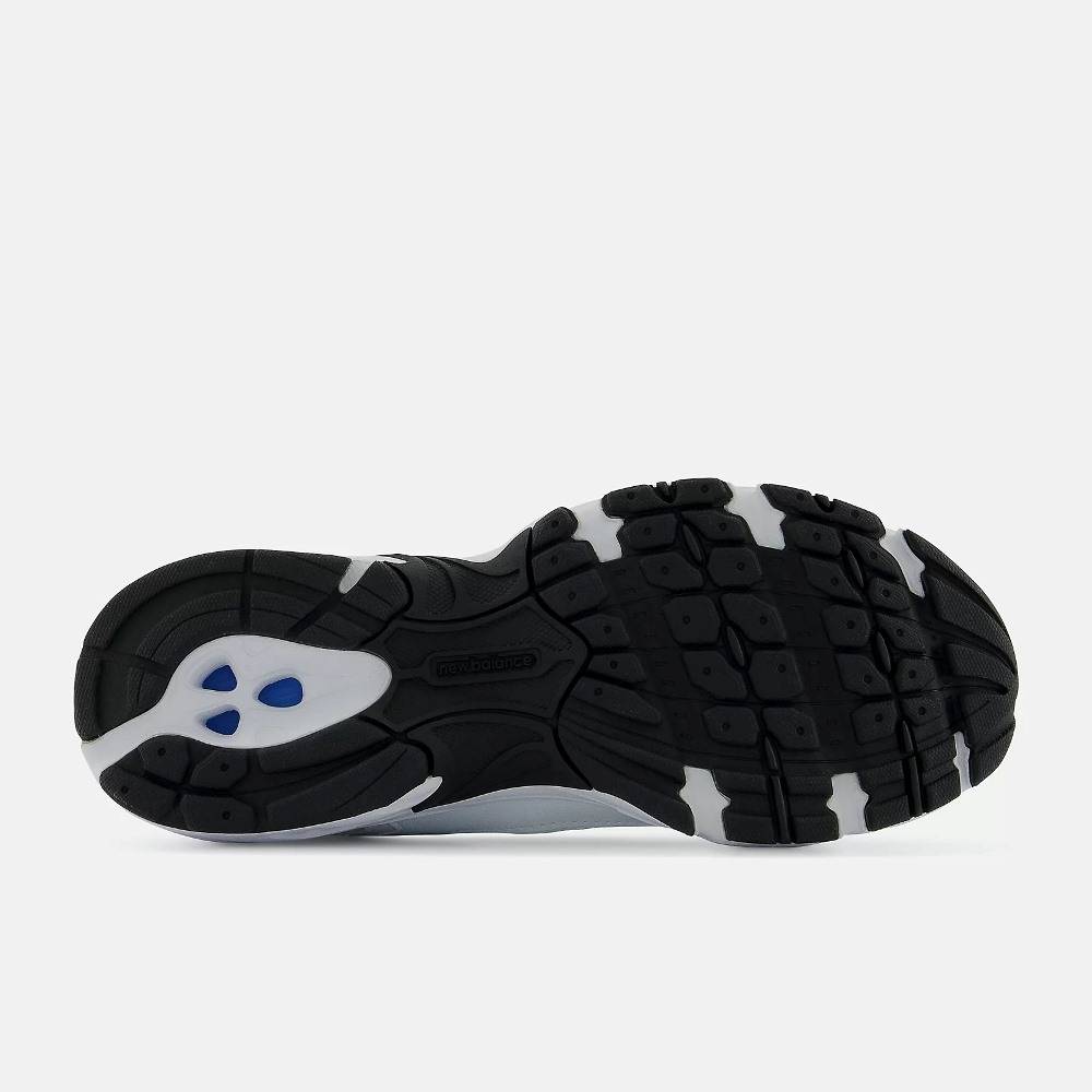 NEW BALANCE 530 SNEAKERS