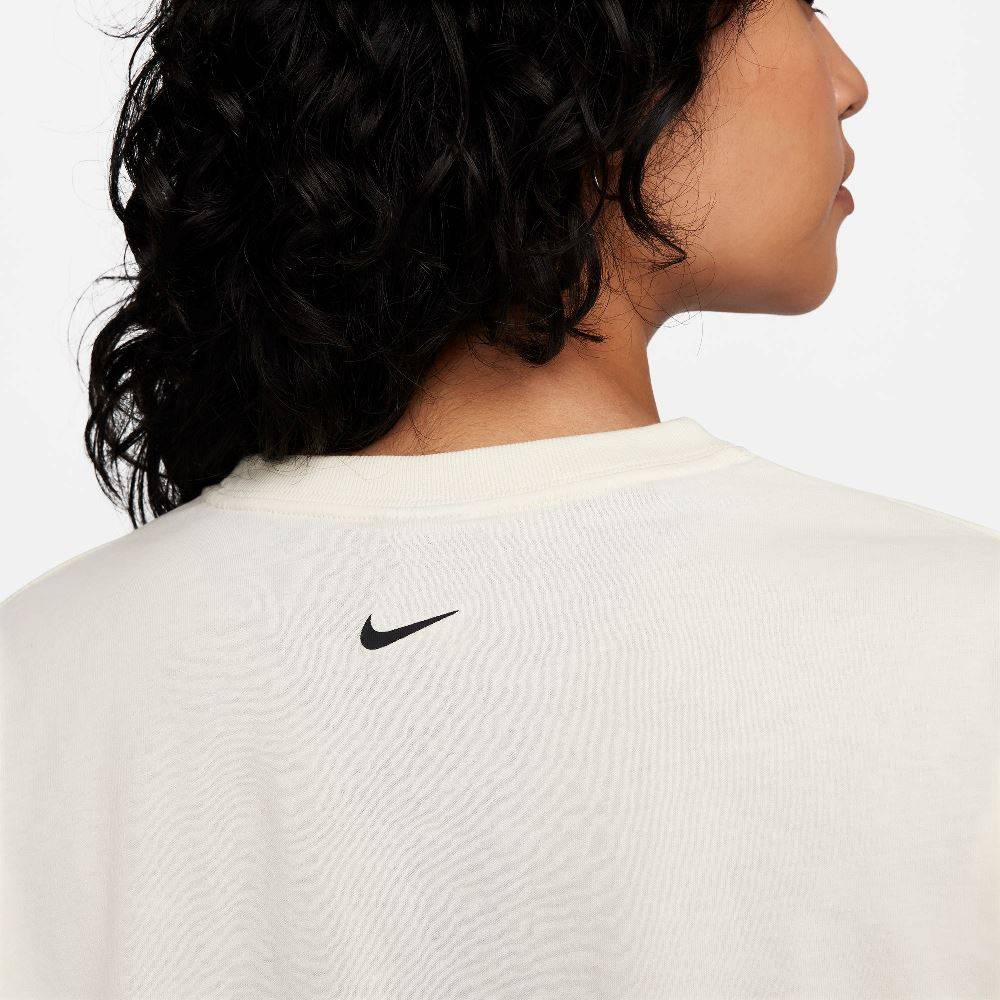 NIKE SPORTSWEAR WOMENS CROPPED TEE