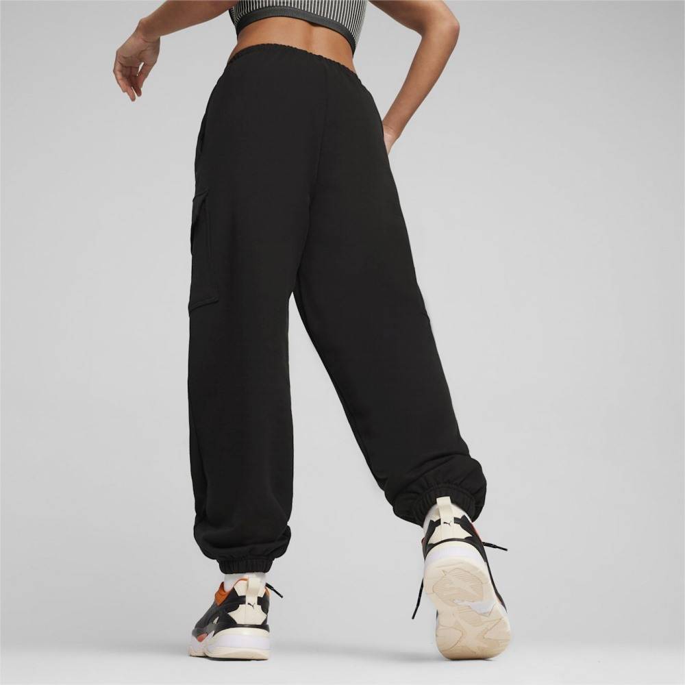 PUMA DARE TO RELAXED CARGO SWEATPANTS TR