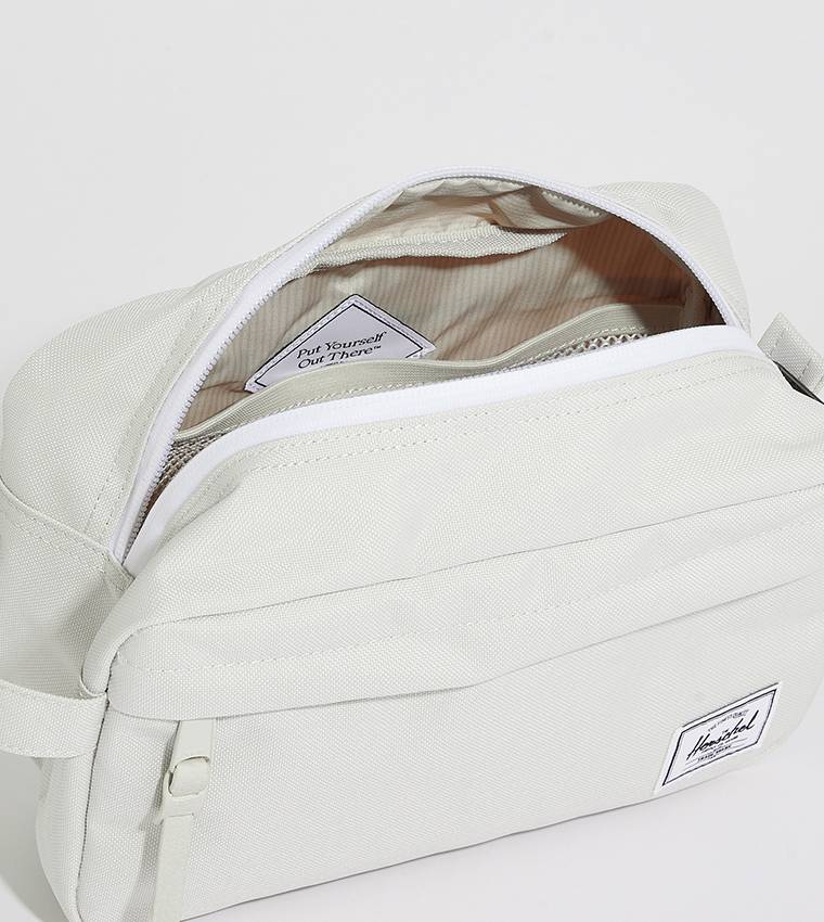 HERSCHEL CHAPTER TRAVEL KIT