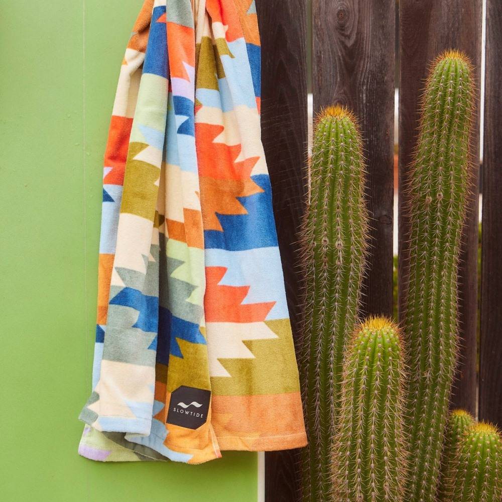 SLOWTIDE STACKED BEACH TOWEL (76CM X 152CM)