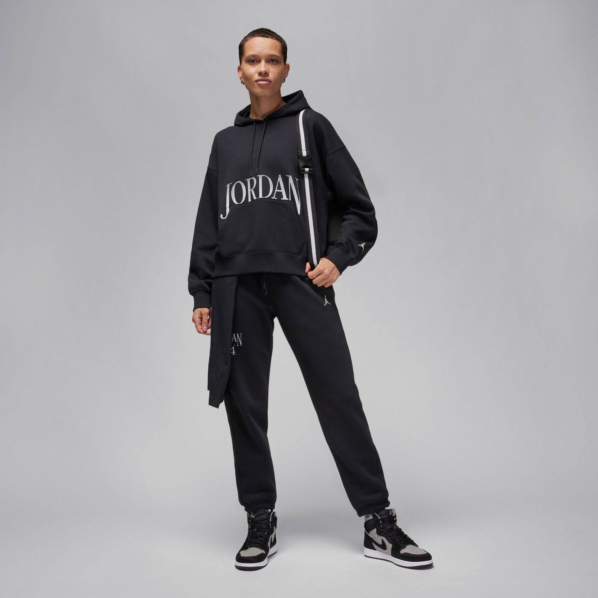 NIKE JORDAN BROOKLYN 85 WOMENS FLEECE HOODIE