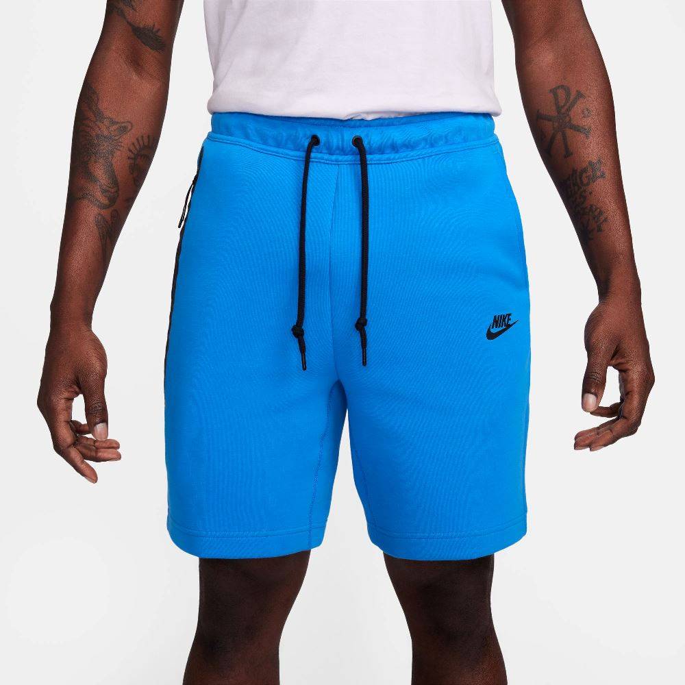 NIKE TECH FLEECE SHORT