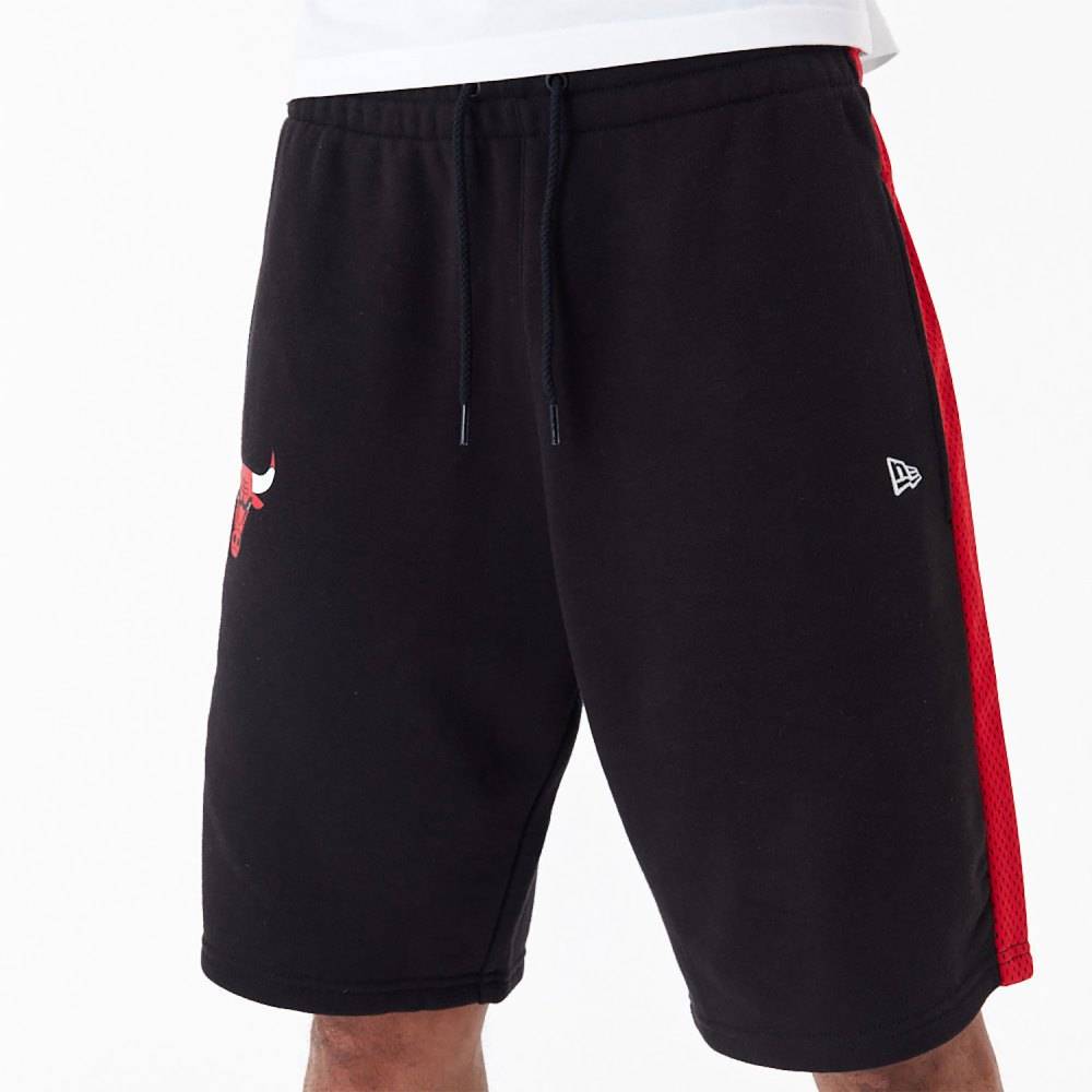 NEW ERA CHICAGO BULLS NBA MESH PANEL OVERSIZED SHORTS