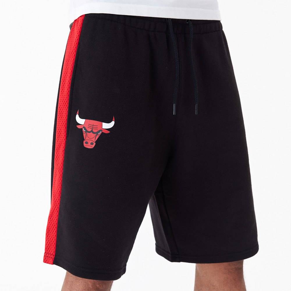 NEW ERA CHICAGO BULLS NBA MESH PANEL OVERSIZED SHORTS