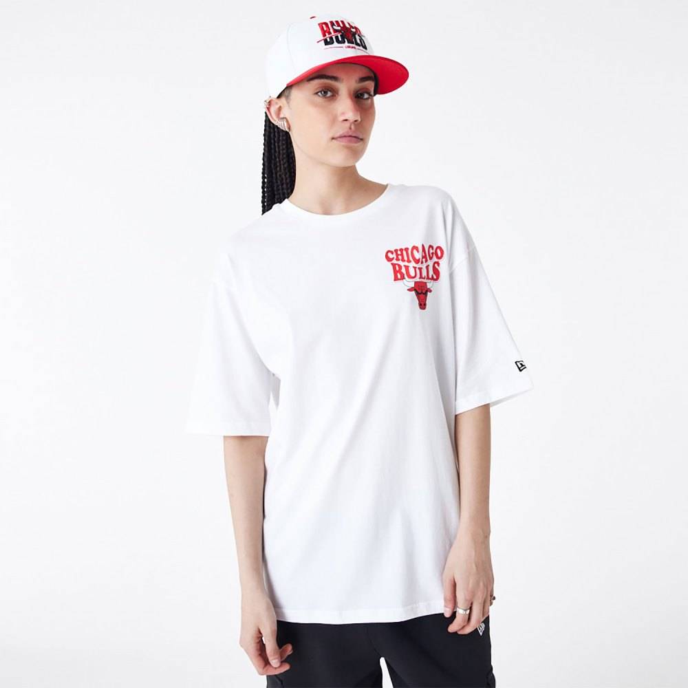 NEW ERA CHICAGO BULLS NBA SCRIPT OVERSIZED T-SHIRT