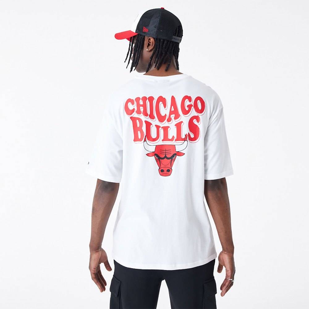 NEW ERA CHICAGO BULLS NBA SCRIPT OVERSIZED T-SHIRT