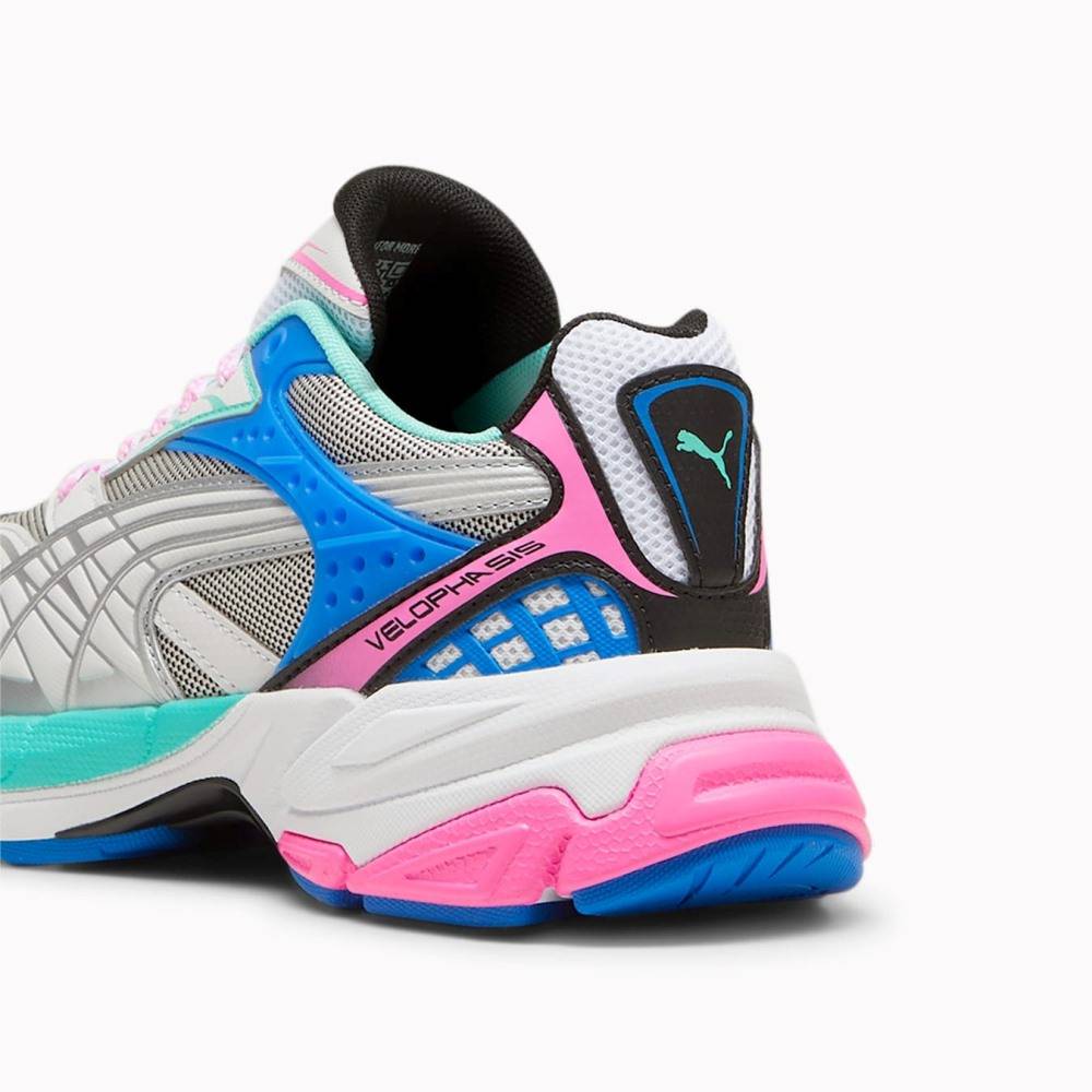 PUMA VELOPHASIS BORN IN THE 2000S