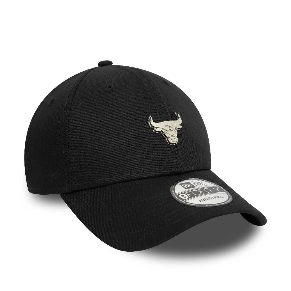 NEW ERA METALLIC PIN 9FORTY CHICAGO BULLS