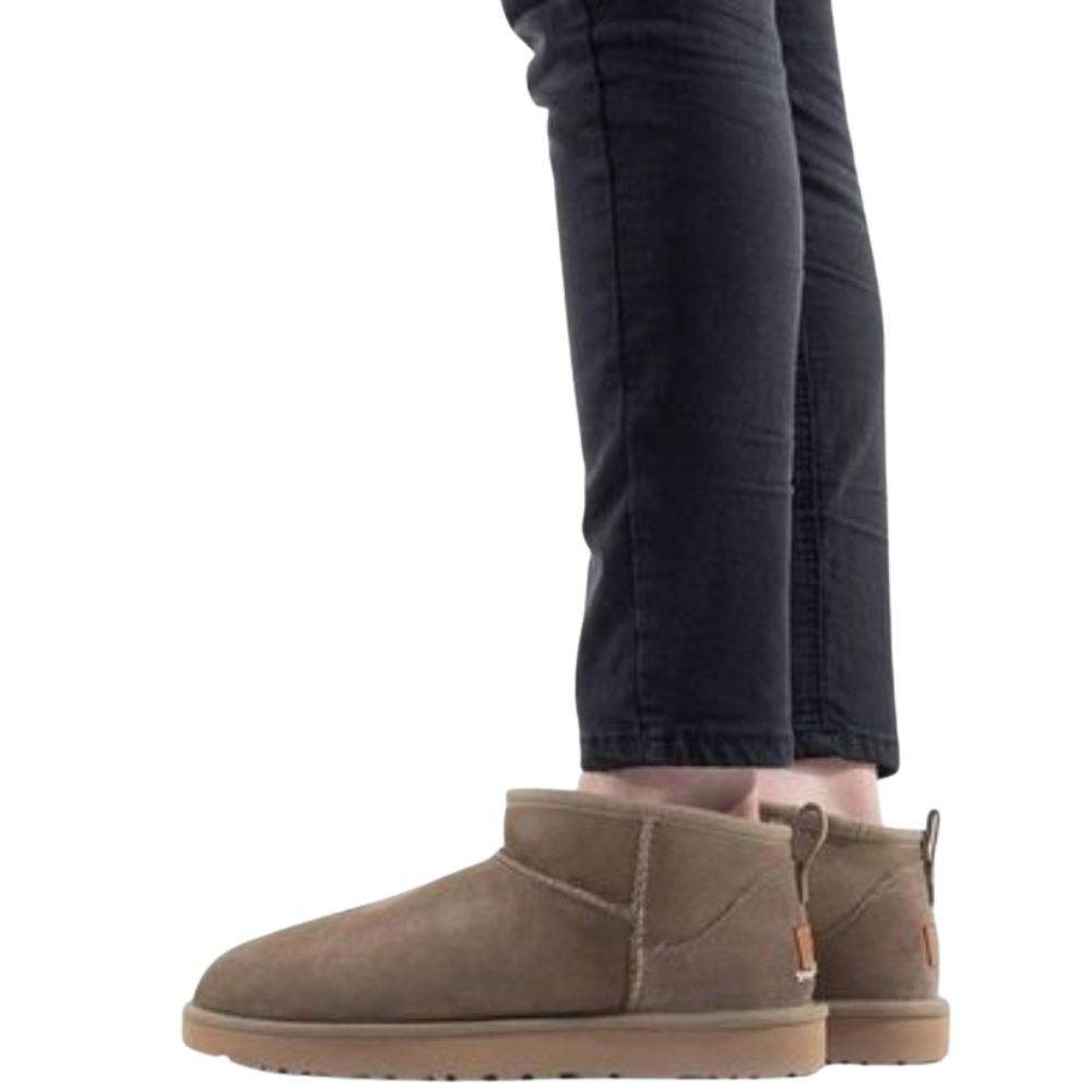 UGG CLASSIC ULTRA MINI WOMENS BOOT