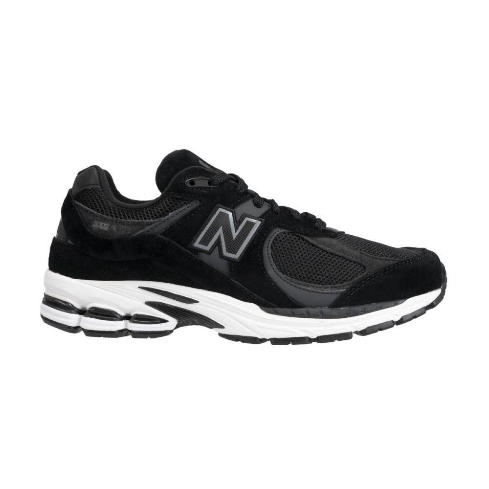 NEW BALANCE 2002R LIFESTYLE SNEAKERS