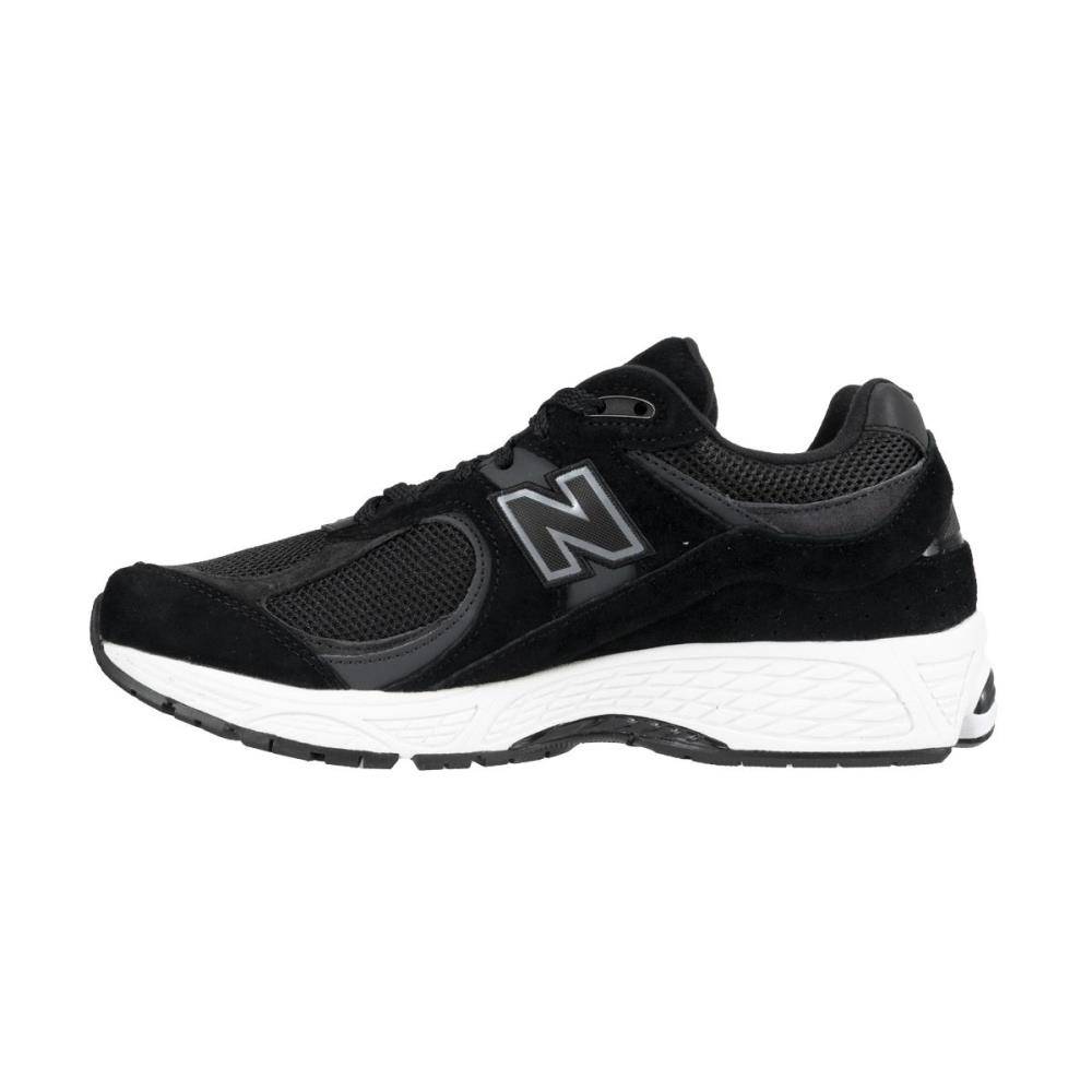 NEW BALANCE 2002R LIFESTYLE SNEAKERS