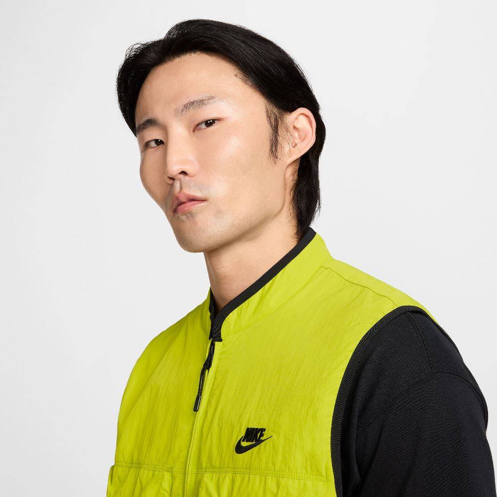 NIKE NSW TECH WOVEN VEST