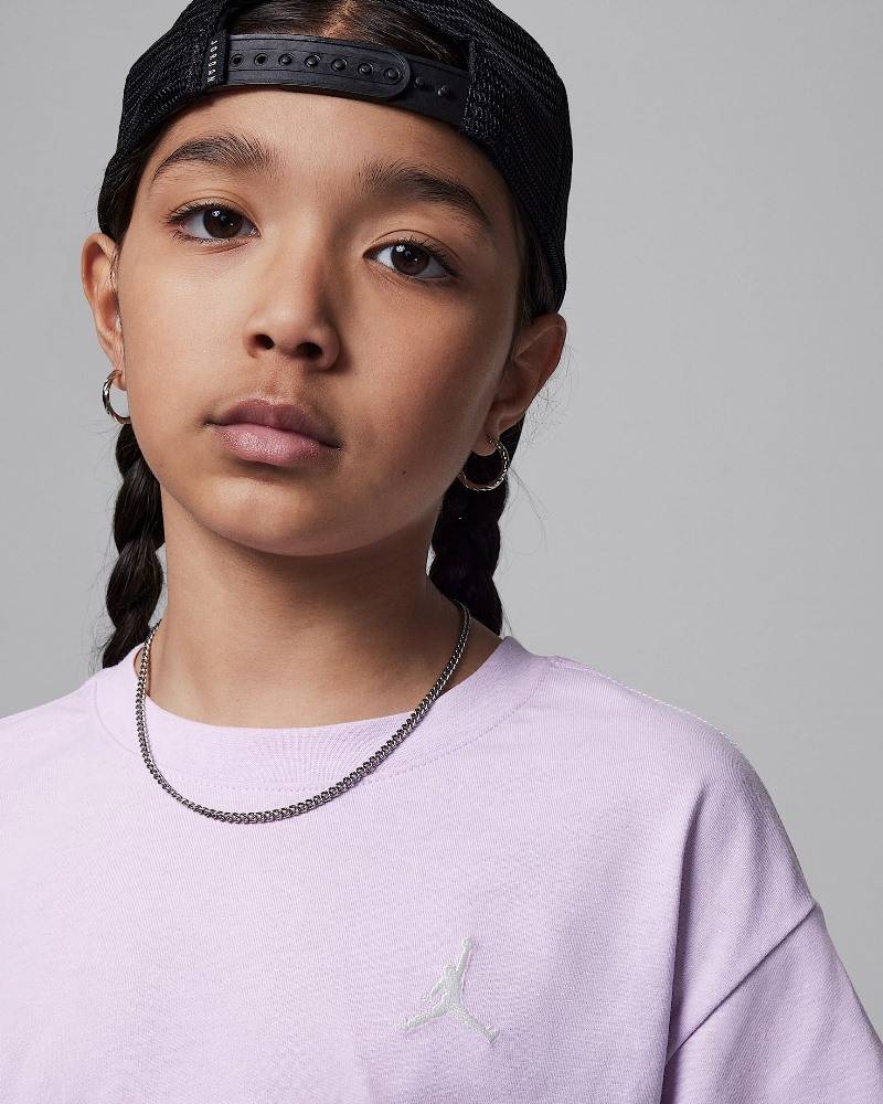 NIKE JORDAN GIRLS MJ BRKLYN ESSENTIALS SS TEE