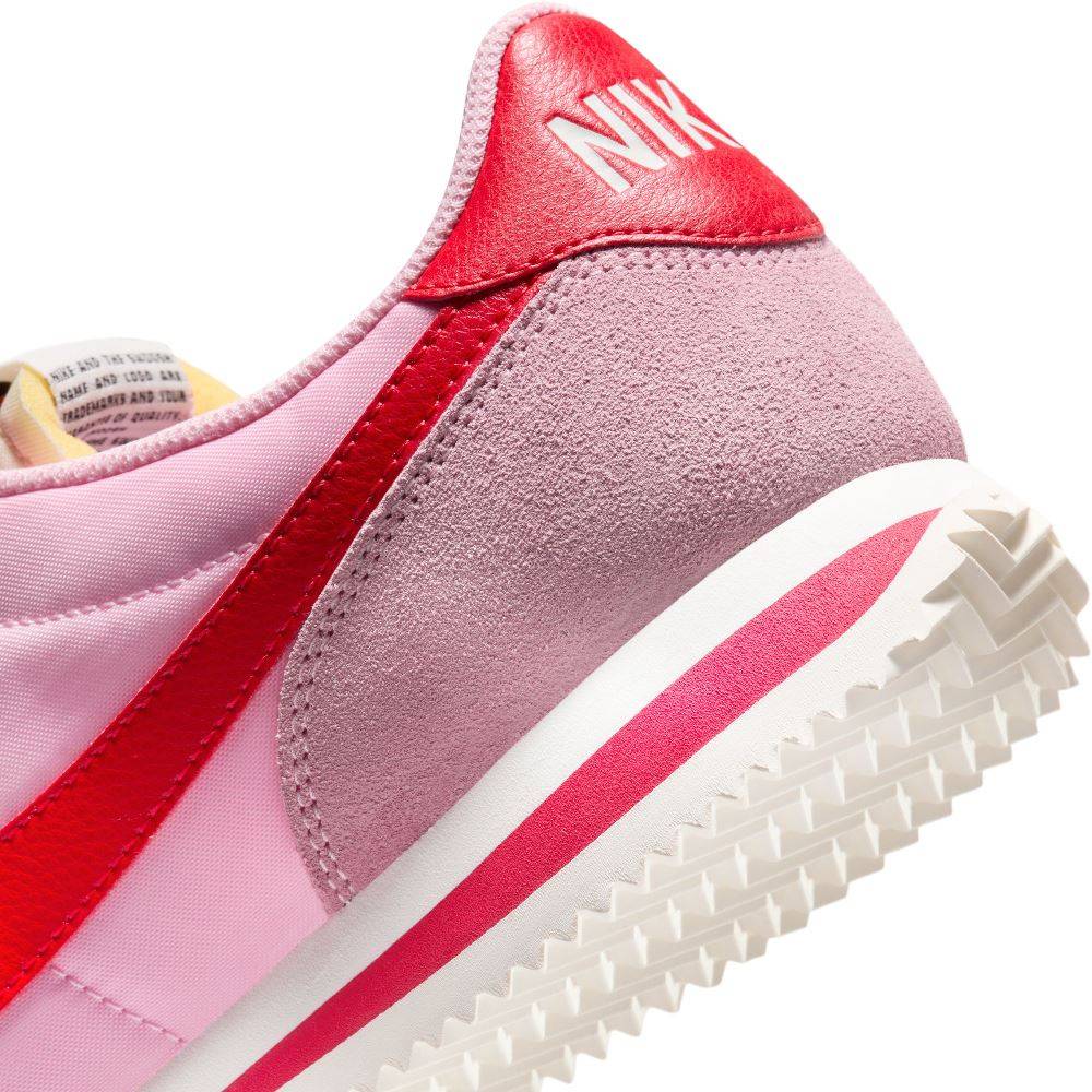 NIKE WOMENS CORTEZ  TXT