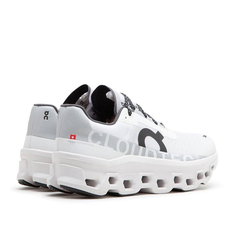 ON RUNNING CLOUDMONSTER M
