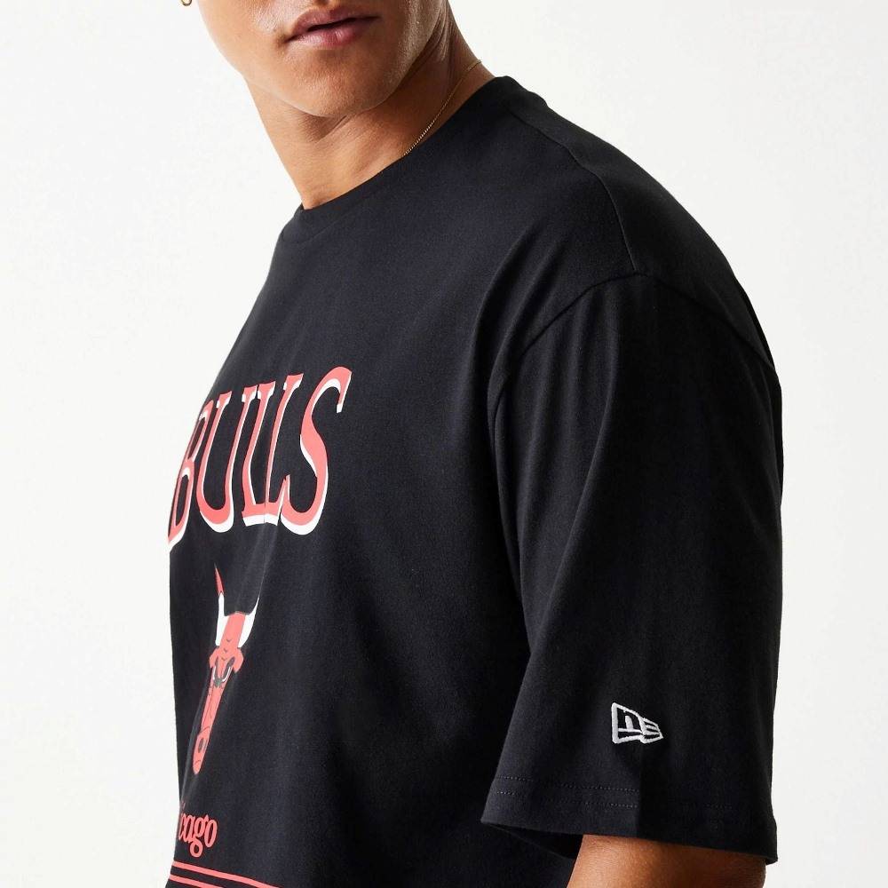 NEW ERA NBA TEAM GRAPHIC OS TEE CHICAGO BULLS