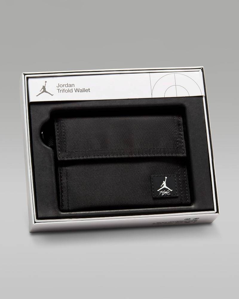 NIKE JORDAN FLIGHT TRIFOLD WALLET