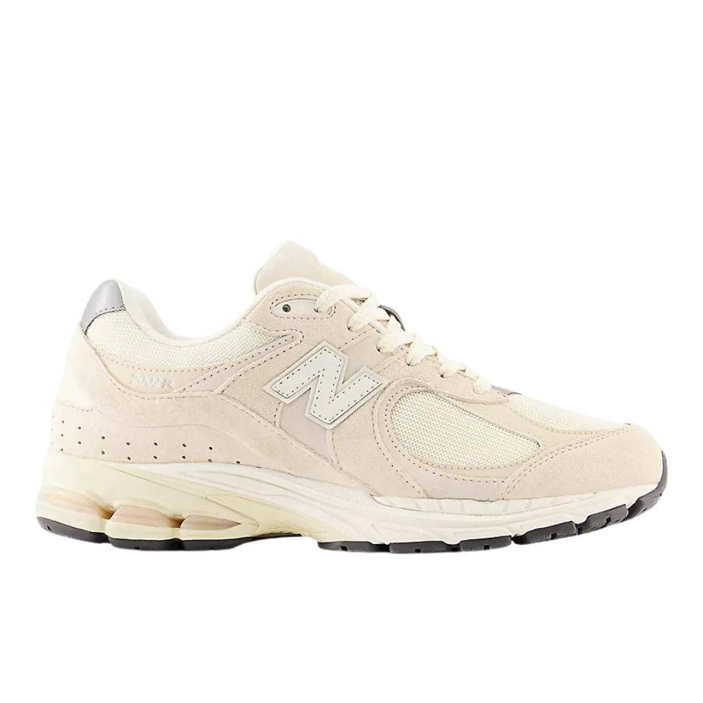 NEW BALANCE 2002R LIFESTYLE SNEAKERS