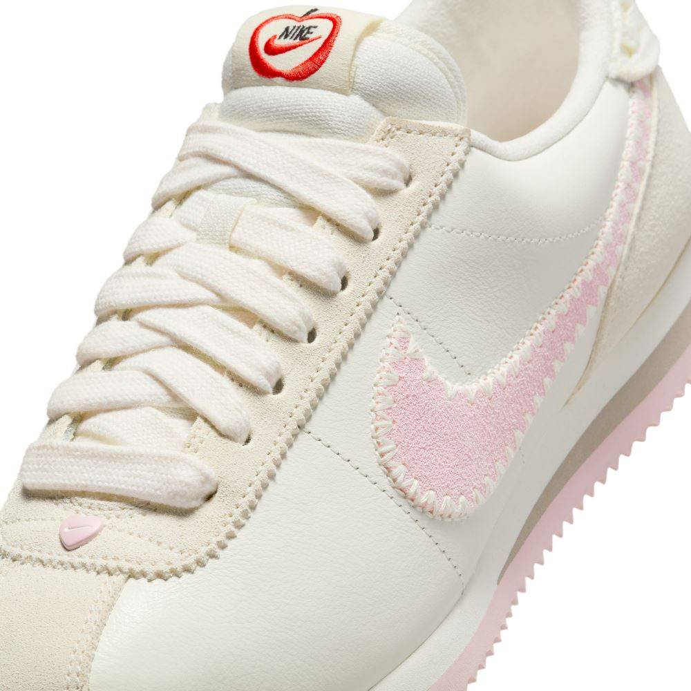 NIKE WOMENS CORTEZ