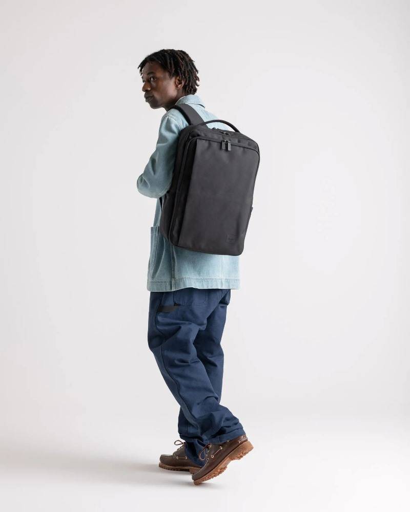HERSCHEL RETREAT BACKPACK